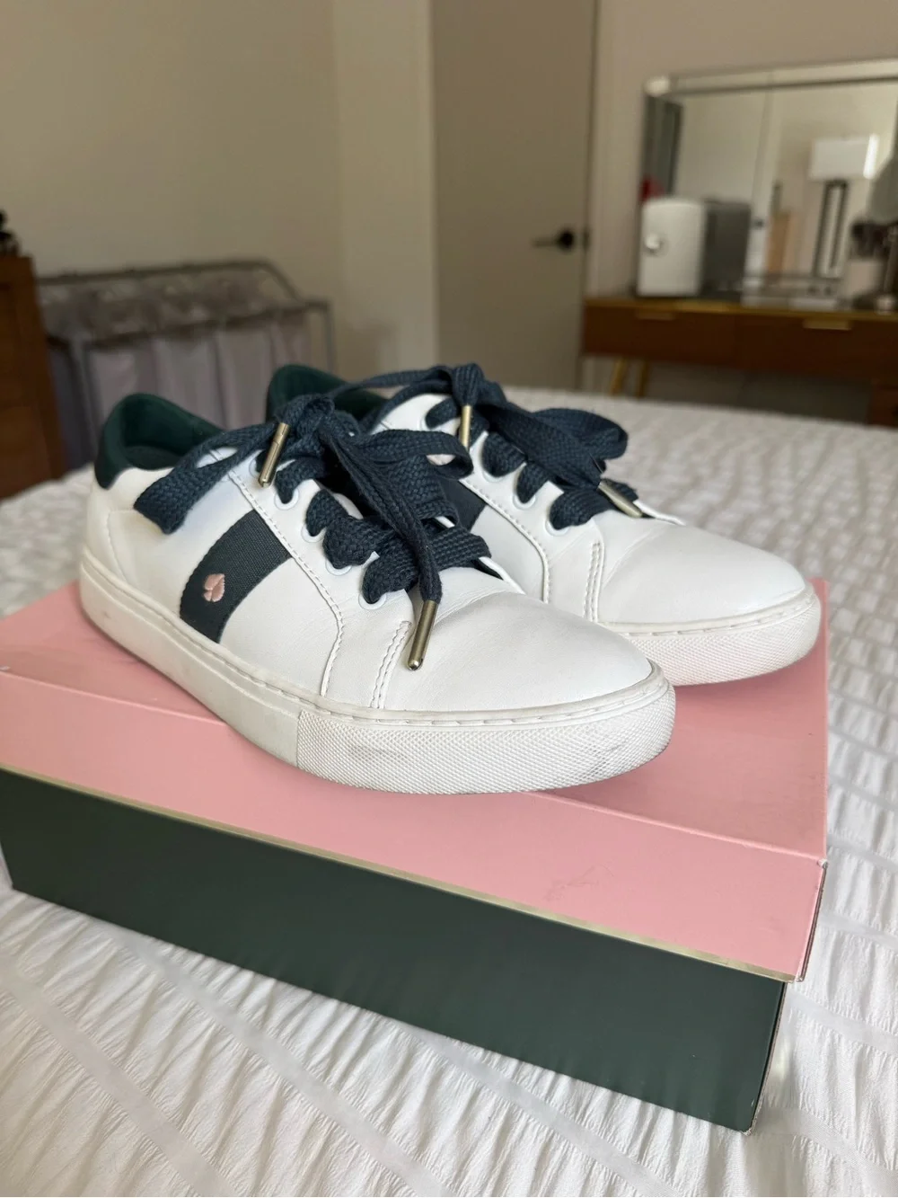 Kate Spade Iggy Sneakers Size 8 White Green
